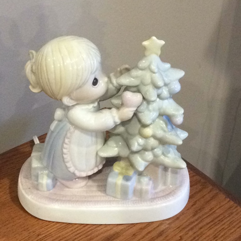 Figurine